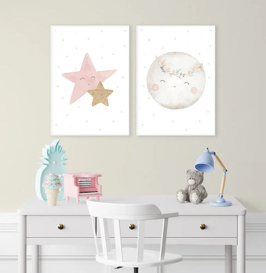 Conjunto com 2 Quadros Estrela e Lua Rosa Moldura Filete Branca - Vertical