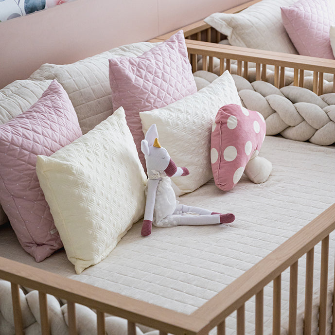 Quarto da Nicole e Manu @biaebrancaferes