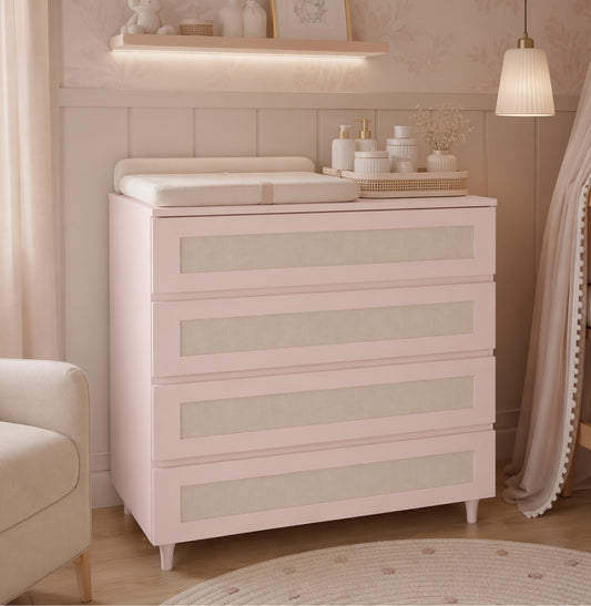 Cômoda Haus Nature com Palha e 4 Gavetas (90cm) - Rosa Claro