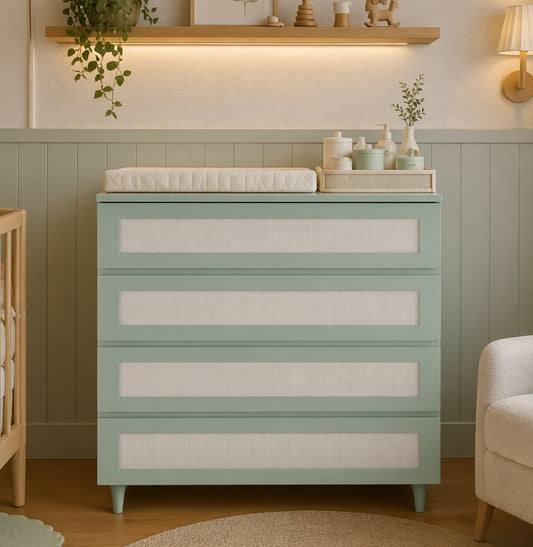 Cômoda Haus Nature com Palha e 4 Gavetas (90cm) - Verde