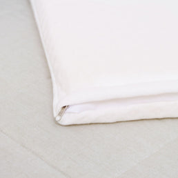 Travesseiro para Bebê Favinhos Cru